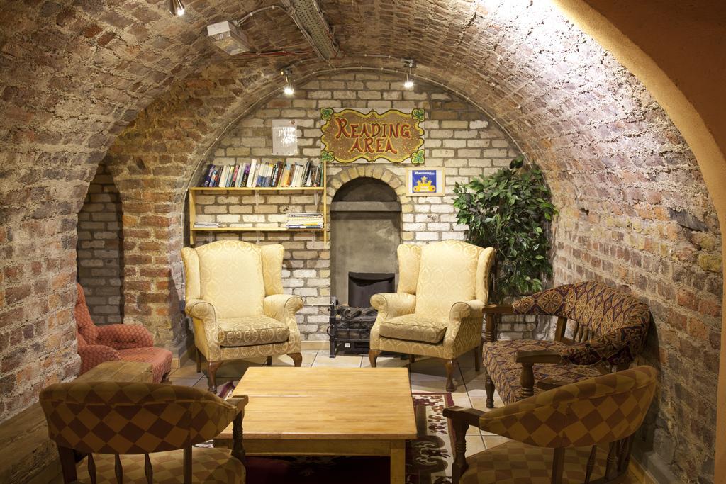 Isaacs Hostel Δουβλίνο Εξωτερικό φωτογραφία